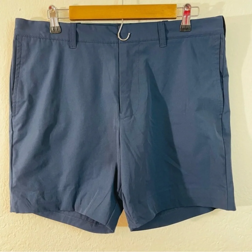 J. Crew Men's Flat Front Shorts in Blue Size 33 Pockets Casual Travel Vacation